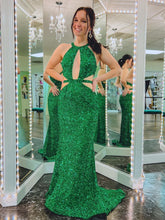 Vestido largo de fiesta verde sirena con espalda descubierta