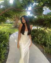 Vestido largo de noche blanco satinado con tirantes finos Y7517