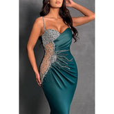 Robe de soirée à bretelles spaghetti et plis appliqués