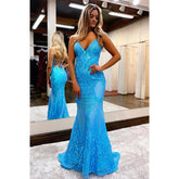 Robe de bal longue à bretelles spaghetti et col en V avec appliques