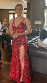 Robe de soirée longue moderne à bretelles et sequins appliqués Y6352