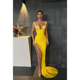 Robe de soirée longue fourreau à paillettes et col en V avec fente