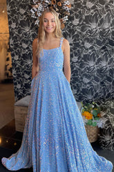 Robe de bal longue à sequins, bretelles spaghetti et coupe trapèze