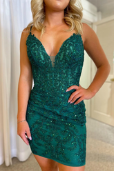 Vestido de fiesta verde cazador con escote en V profundo, apliques y tirantes Y2751