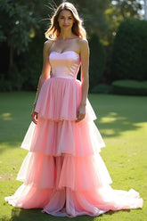 Robe de bal longue rose bustier à volants et coupe trapèze