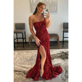 Robe de bal longue sans bretelles à paillettes et fente haute