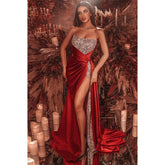 Robe de soirée rouge bustier à fente haute et perles