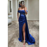 Robe de bal longue en satin sexy et chaude à épaules dénudées avec plis illusion et fente