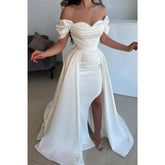 Robe de soirée sirène plissée en satin à manches courtes et jupe amovible