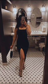 Vestido de noche midi negro con generoso escote cuadrado Y5077