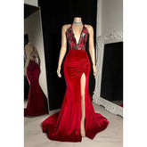 Robe de bal sirène sexy et tendance, col en V, sans manches, bretelles croisées, fente, froncée