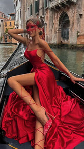 Robe de bal longue rouge satinée dos nu Y279