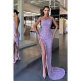 Robe de bal longue et scintillante, sans bretelles, fendue sur le côté