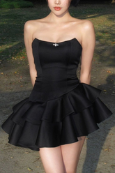 Chic Strapless Black Satin Short Prom Dress Layered Homecoming Dress Graduation Dress Y7622