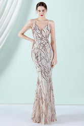 Robe de bal à fines bretelles dorées