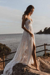 Vestido de novia playero de encaje, corte en A, espalda descubierta, escote en V, tirantes finos, WD566