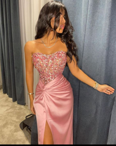 Vestido de noche formal sin tirantes, corte recto y largo hasta el suelo Y6984