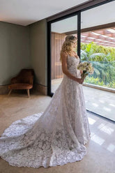 Vestido de novia blanco de encaje estilo princesa con mangas largas desmontables WD644