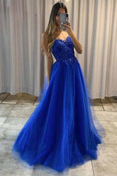 Vestido de fiesta largo hasta el suelo, de tul, corte en A, con tirantes finos, estilo formal