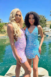 Encantador vestido corto de corte recto, sin mangas, con tirantes finos, lentejuelas y espalda descubierta para baile de bienvenida