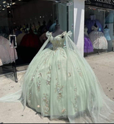 Robe de quinceañera vert menthe avec cape et fleurs 3D, robe de bal pour les 15 ans (Y4480)