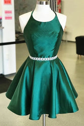 Robe de bal courte en satin vert foncé à col rond, robe de soirée courte