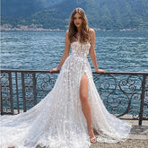 Preciosos vestidos de novia sexis sin mangas con hombros descubiertos y corte alto, estilo playero, con encaje y espalda descubierta, hechos a medida.