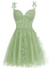 Vestido corto de fiesta de bienvenida con estampado floral verde salvia, corte en A, estilo vestido de graduación Y619