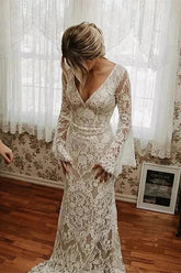 Vestidos de novia bohemios de encaje, corte sirena, escote en V, mangas largas y espalda descubierta WD652