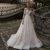 Vestidos de novia de lujo con apliques de encaje, manga larga, elegantes vestidos de novia musulmanes con escote corazón, color champán fino, con cola.