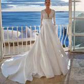 Robe de mariée de luxe pour femme 2024, moderne, col en V, manches longues, tulle illusion, coupe trapèze, dos nu boutonné