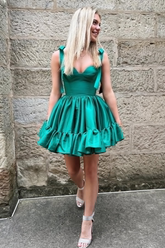 Lindo vestido corto de fiesta verde con corsé y volantes con tirantes de lazo Y2724
