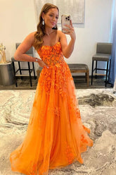 Robe de bal en tulle avec décolleté cœur et applications de dentelle, robe de soirée
