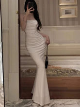 Vestido largo de noche blanco estilo sirena con tirantes finos y corte sexy Y7787