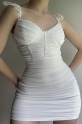 Robe courte blanche sexy à bretelles et fronces, robe de bal courte blanche Y4566