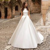 Robes de mariée princesse en satin, col rond, poches, boutons, style champêtre, robe blanche grande taille 2023