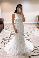 Vestido de novia de encaje estilo tubo con espalda descubierta y cola de corte WD590