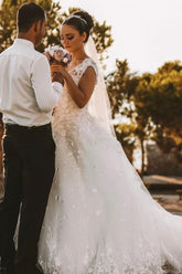 Vestido de novia veraniego estilo bohemio, fluido, de gasa y tul, sin mangas