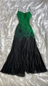 Precioso vestido de fiesta de sirena con cuentas y gasa verde degradado Y7731