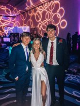 Vestido de noche de graduación corte A con escote en V Y5140