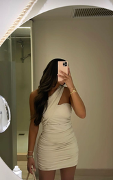 Robe de bal sexy à décolleté asymétrique Y2383