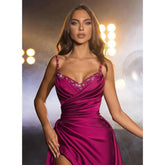 Robe de soirée longue sirène à bretelles spaghetti et perles avec fente