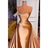 Robe de soirée longue bustier plissée à perles