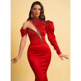 Vestido elegante de fiesta formal rojo de cuello alto con cuentas de satén y mangas largas