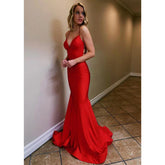 Robe de soirée rouge sexy à bretelles spaghetti et col en V