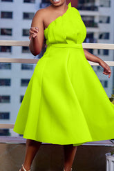 Robe de soirée élégante à patchwork uni et col oblique plissé