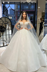 Encantador vestido de novia largo hasta el suelo, escote corazón, hombros descubiertos, corte en A, encaje y lentejuelas