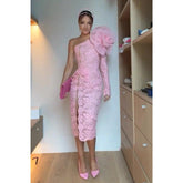 Vestido de noche elegante con un solo hombro, encaje rosa, mangas largas y flores para fiesta de graduación