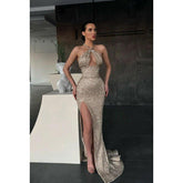 Vestido de fiesta largo con escote cruzado, lentejuelas y abertura en el muslo