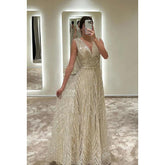 Robe de soirée longue trapèze à col en V, sequins, perles et fronces